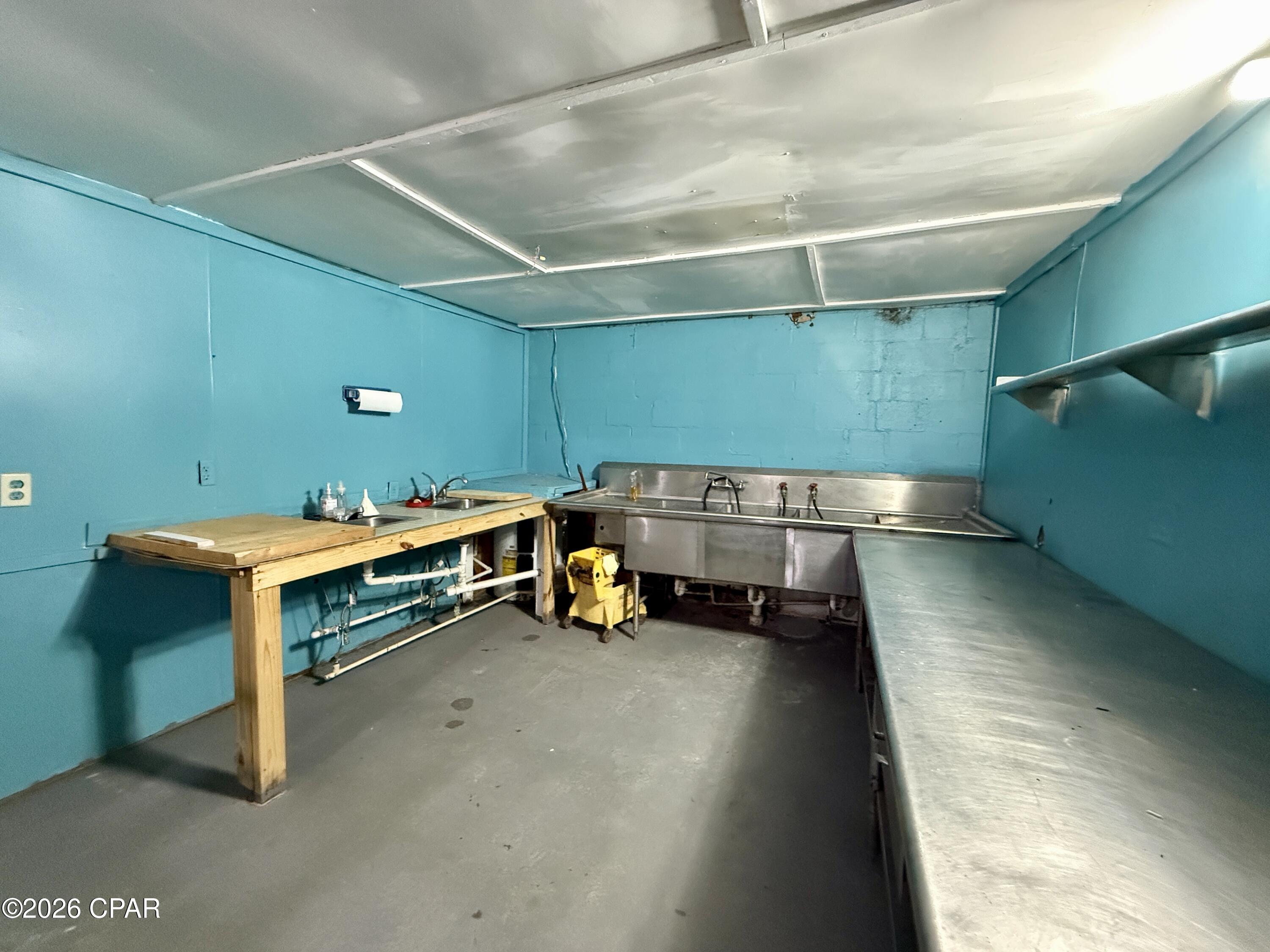 [No Recorded Subdiv] - Commercial Sale