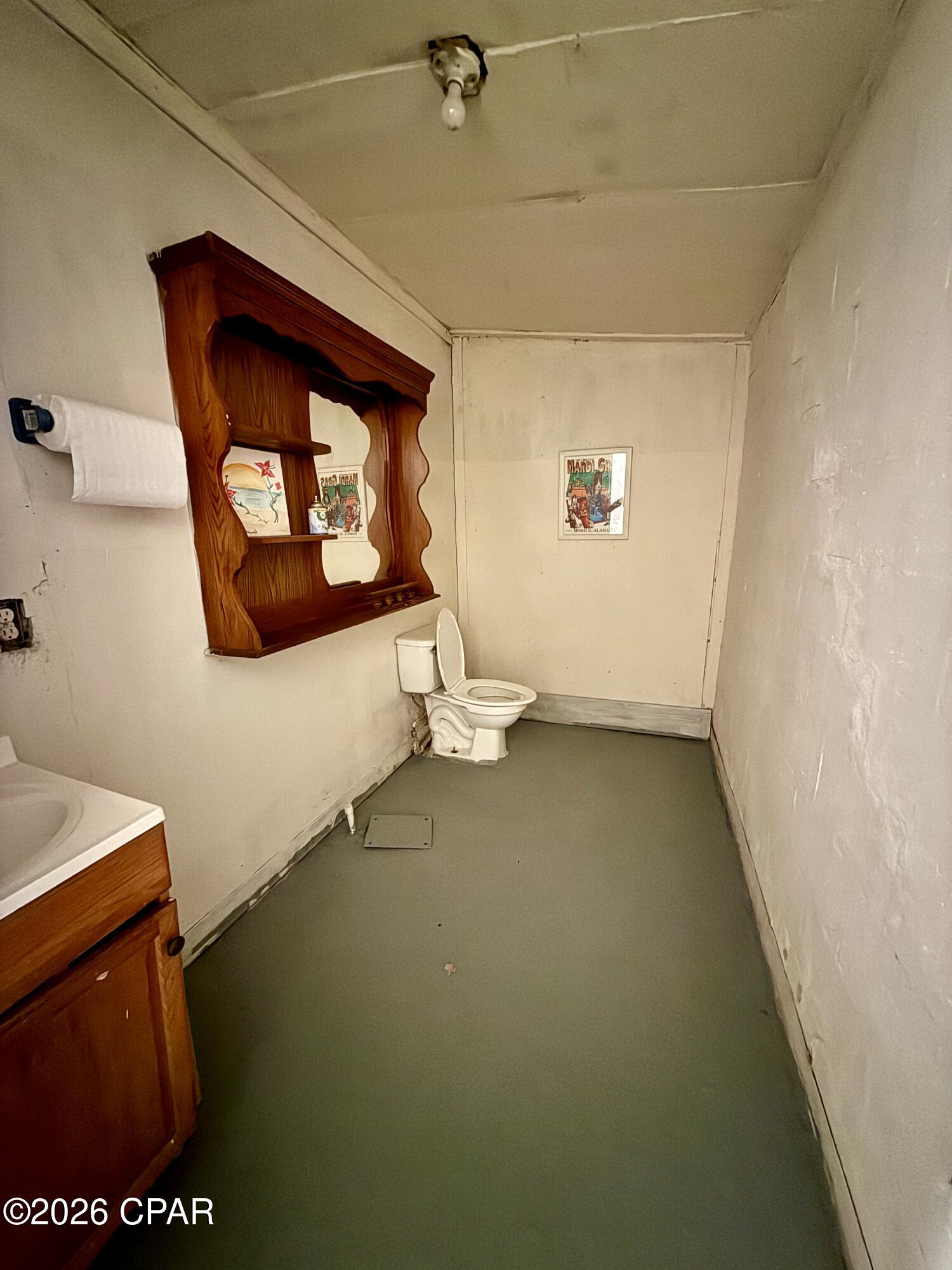 [No Recorded Subdiv] - Commercial Sale