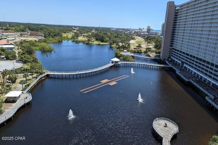 Laketown Wharf - Residential