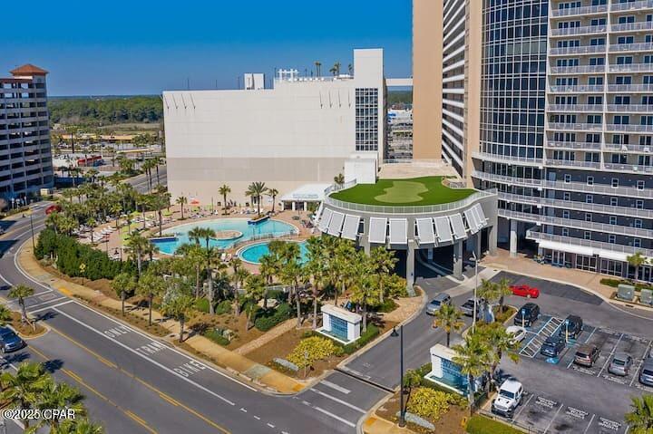 Laketown Wharf - Residential