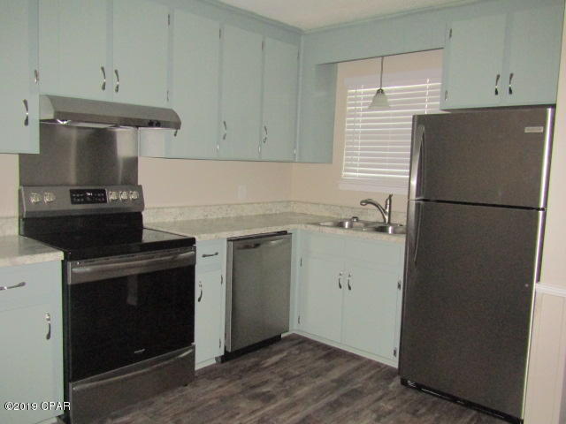 Biltmore Beach 1st Add - Residential Lease