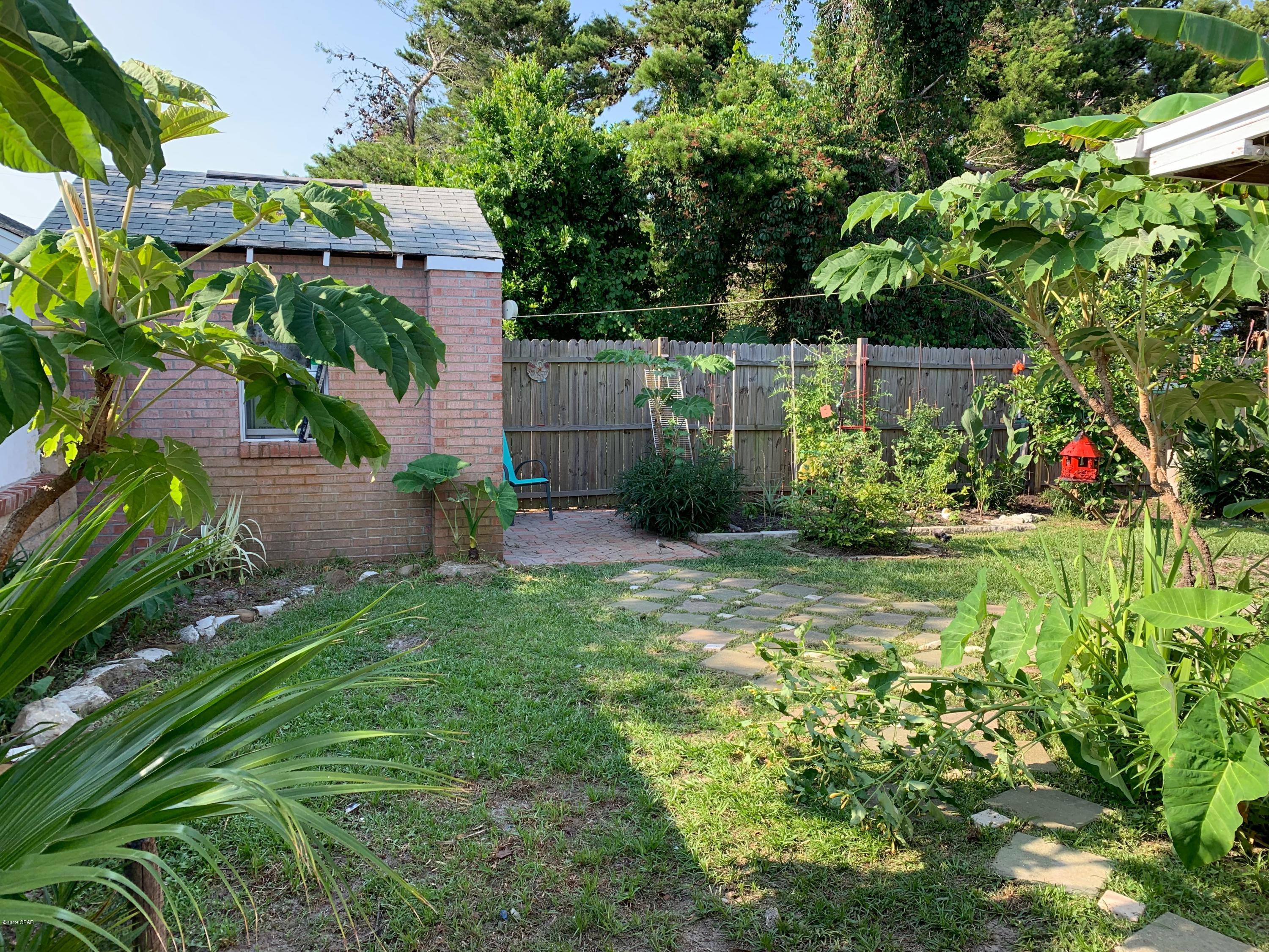 Riviera Beach 1st Add - Residential