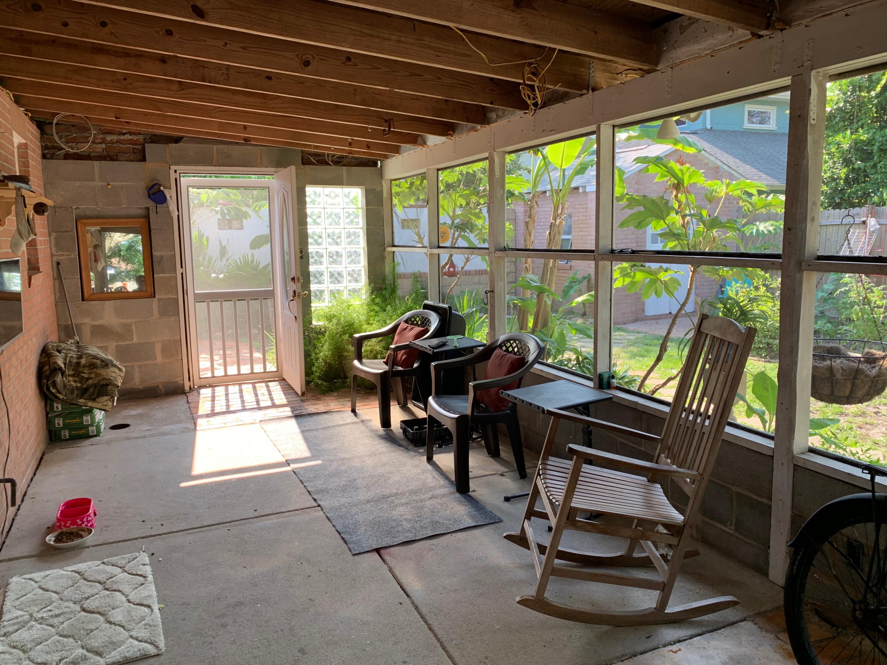 Riviera Beach 1st Add - Residential