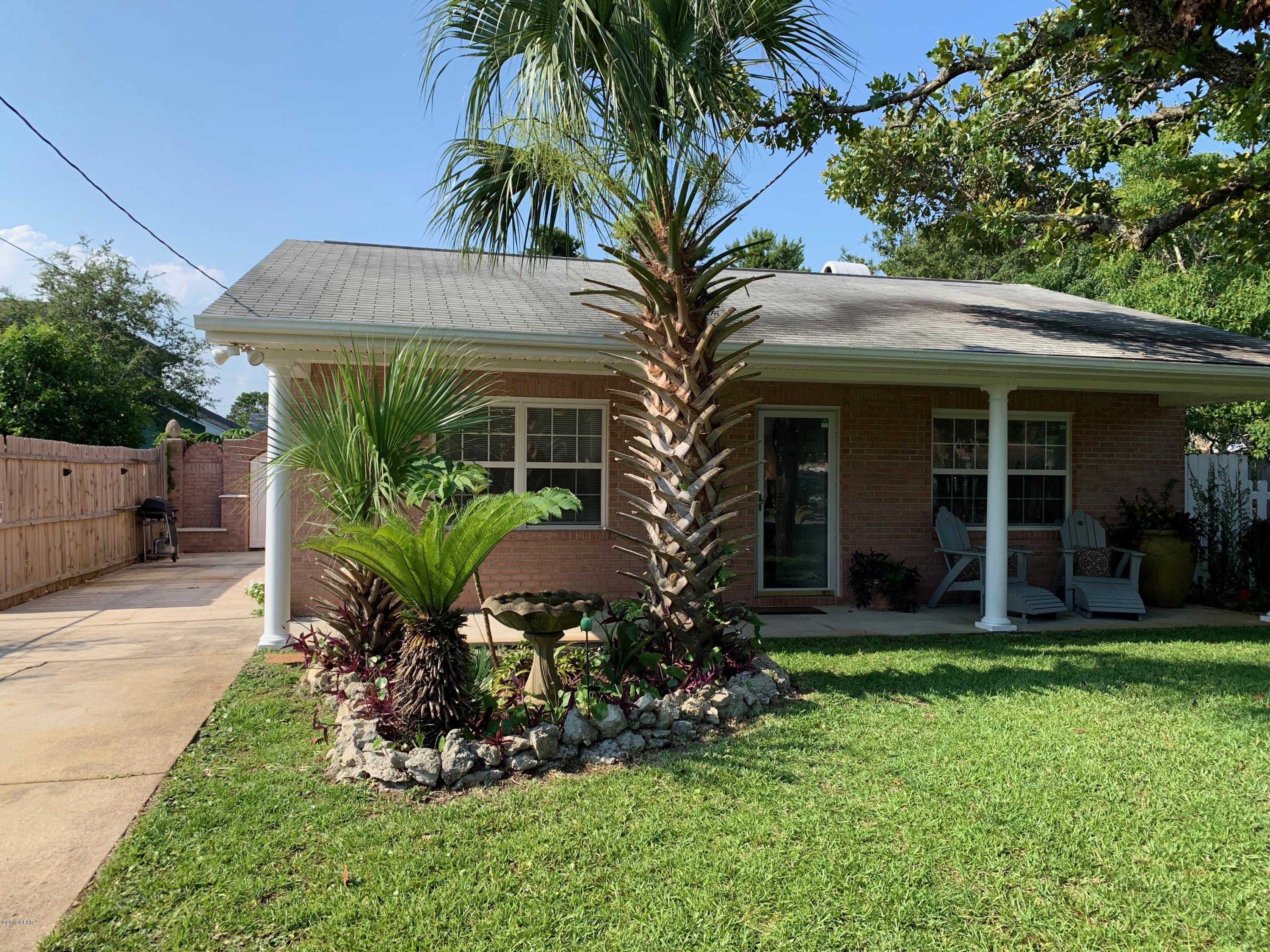 Riviera Beach 1st Add - Residential