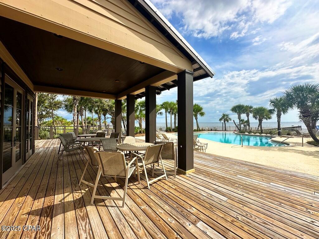 Windward Beach Resort - Land