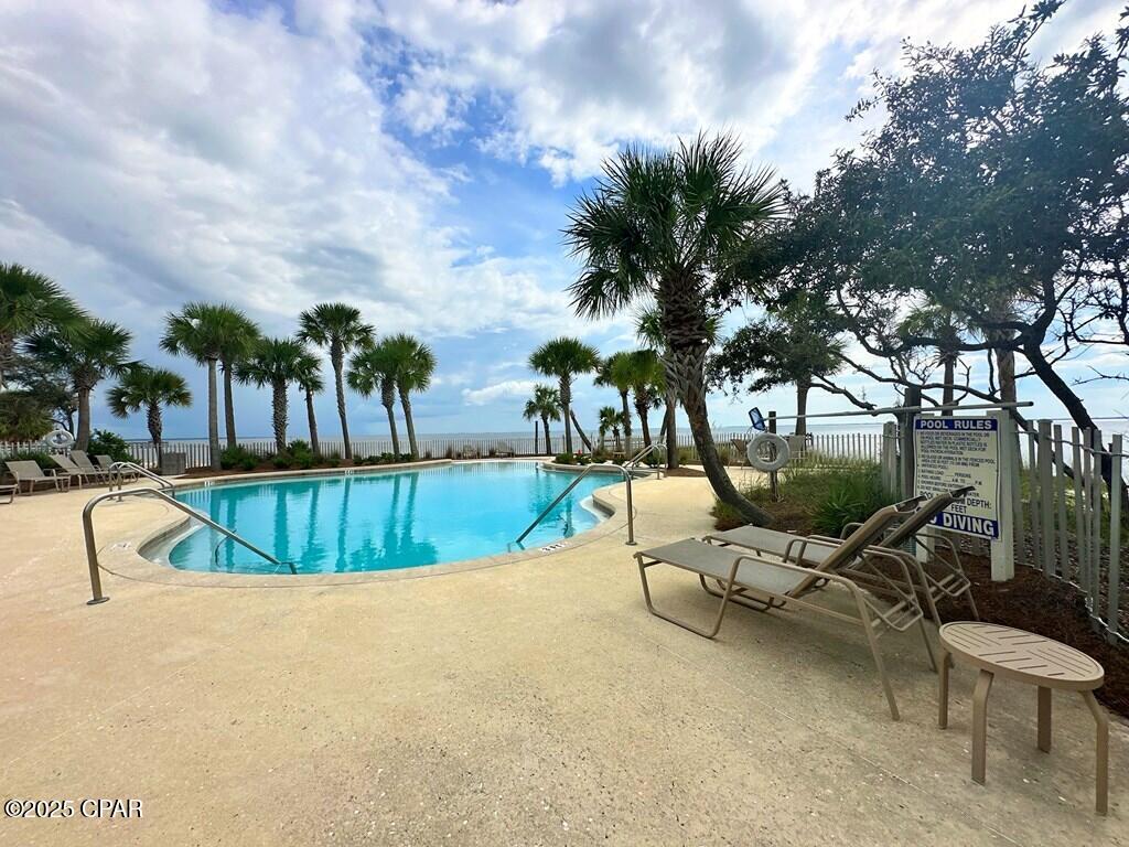 Windward Beach Resort - Land