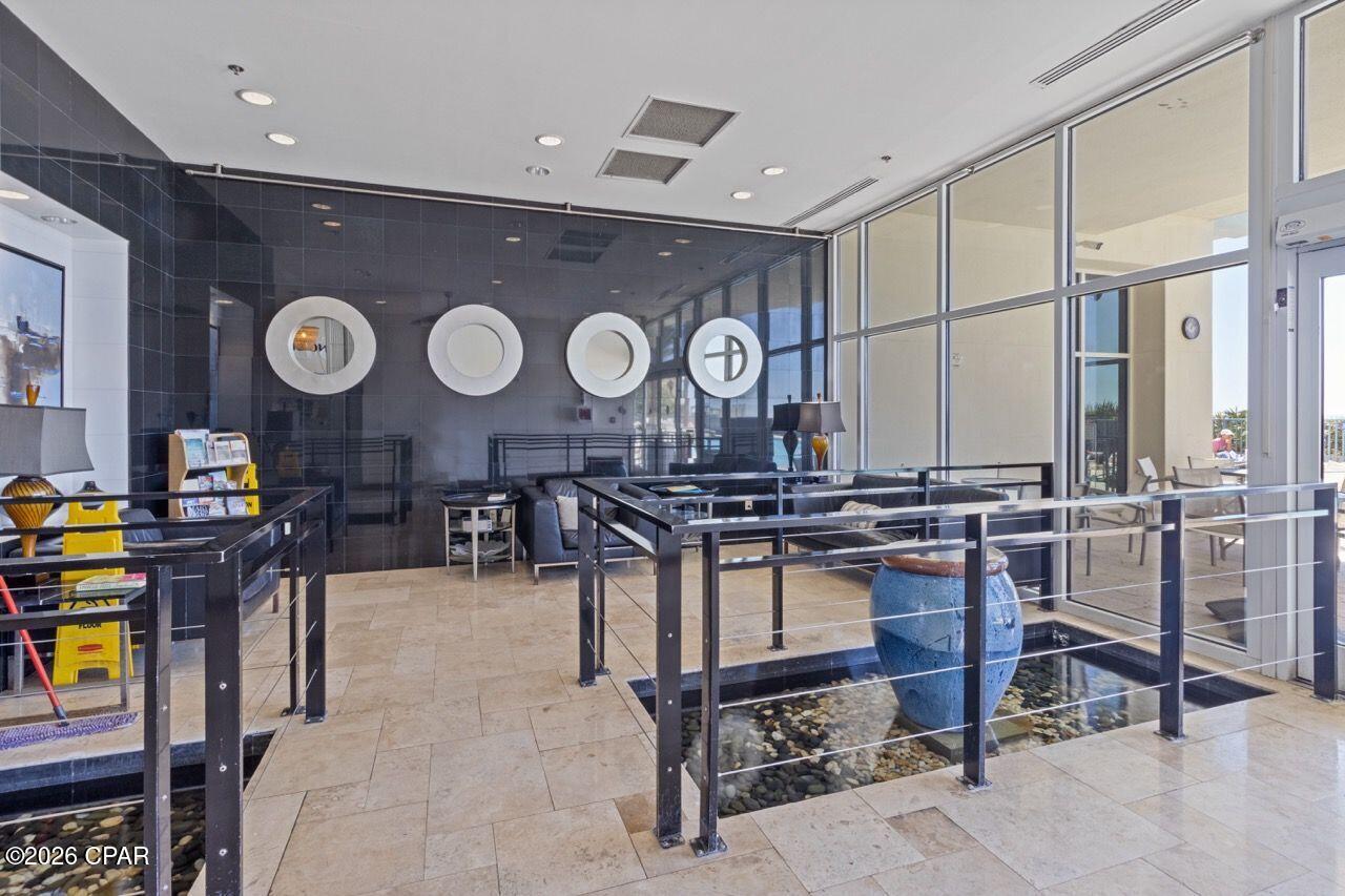 Sterling Breeze - Residential