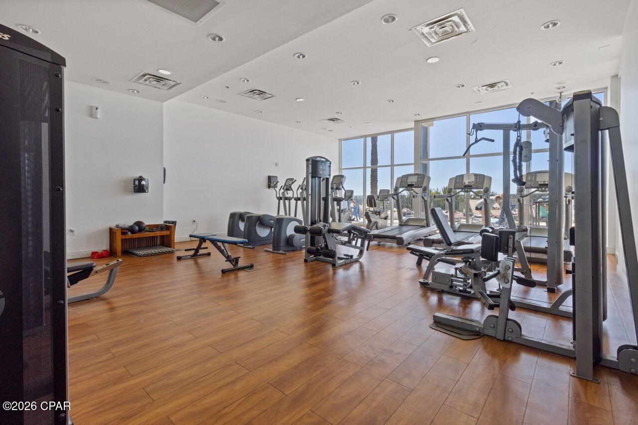 Sterling Breeze - Residential