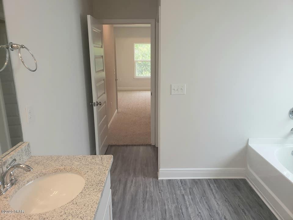 Emerald Cove Villas - Residential