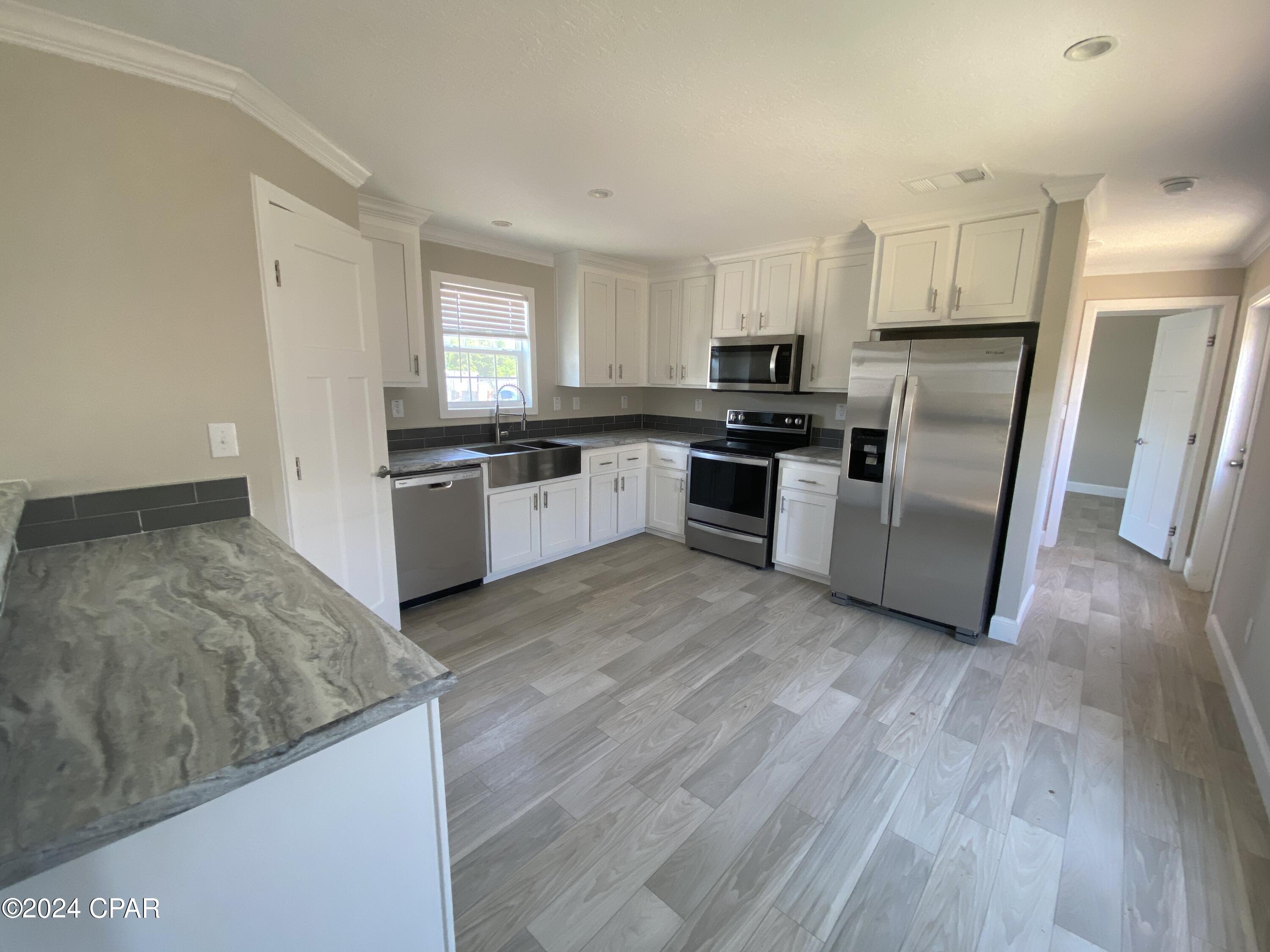 [No Recorded Subdiv] - Residential Lease