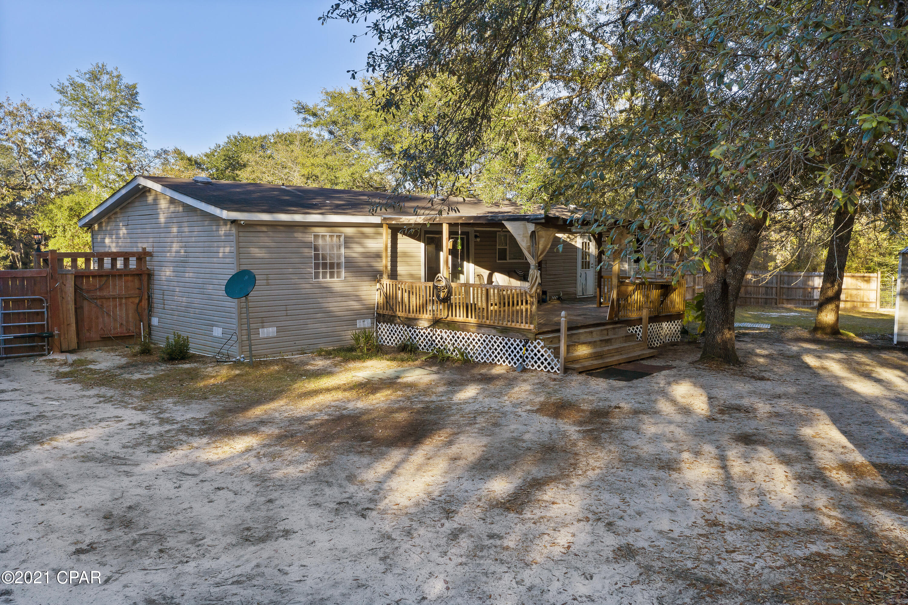 Leisure Lakes - Residential