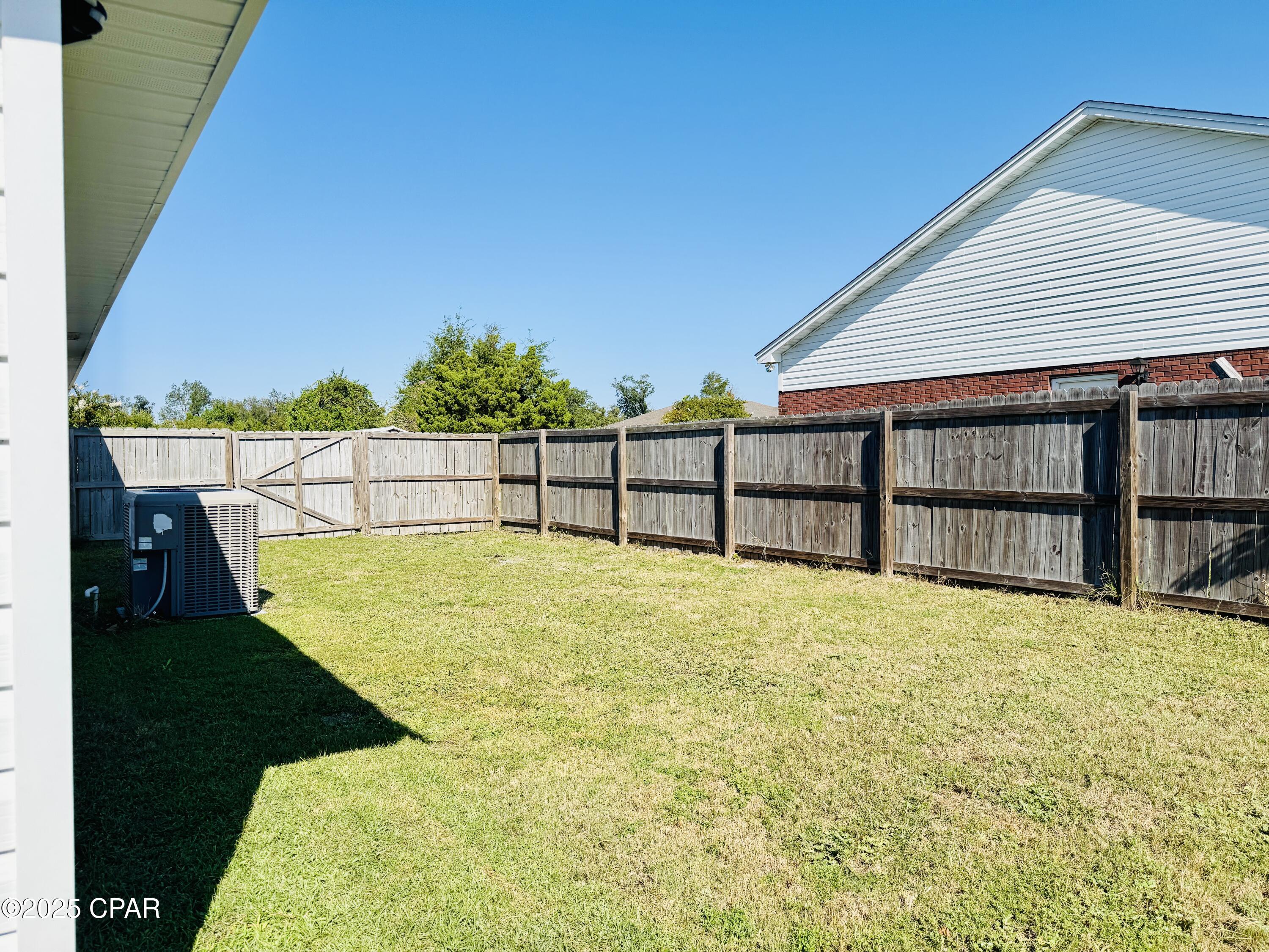 [No Recorded Subdiv] - Residential Lease