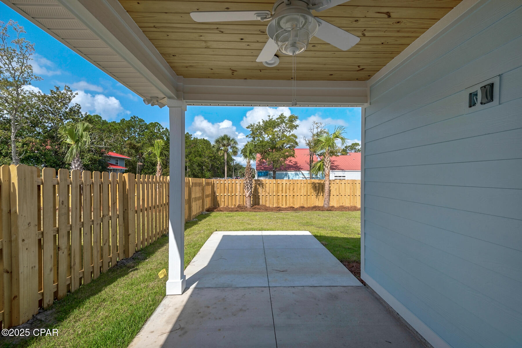 Hidden Cove - Residential Lease