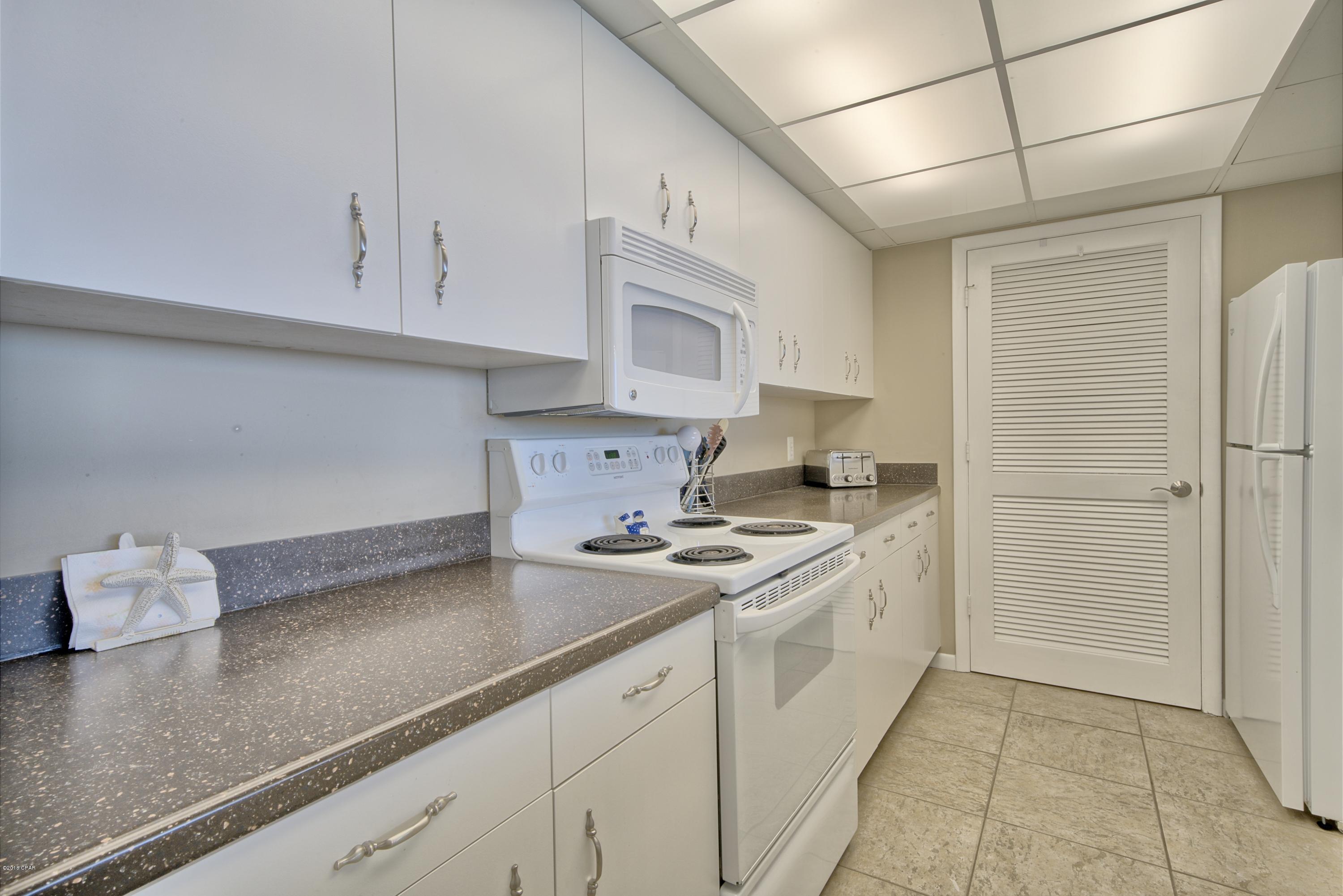 Long Beach Towers I - Residential