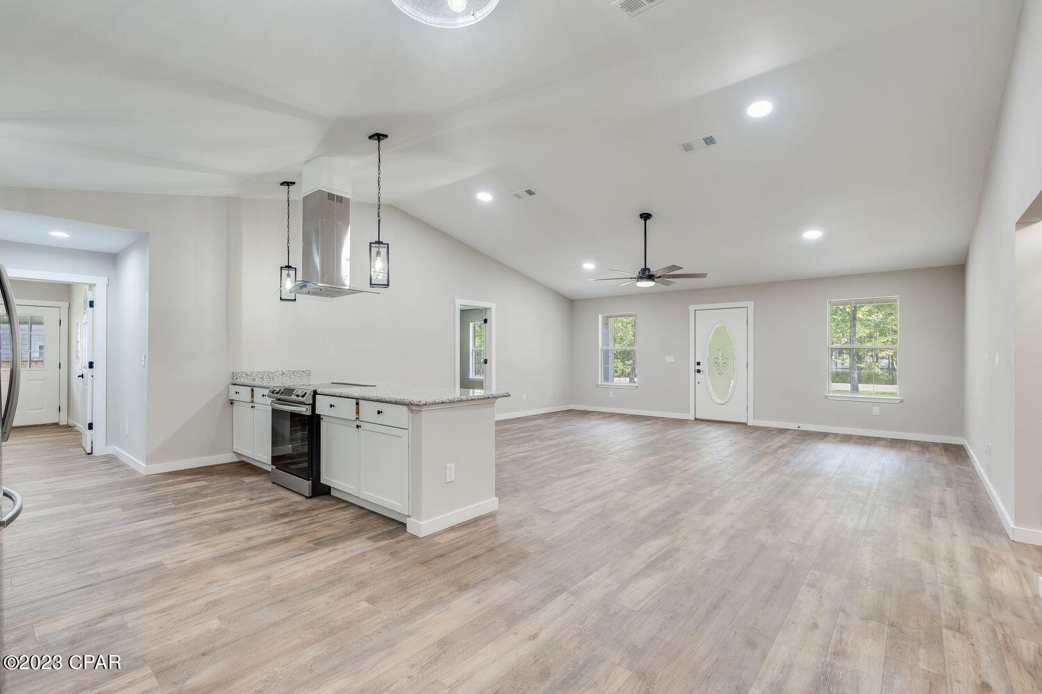 Lagrange Shores - Residential