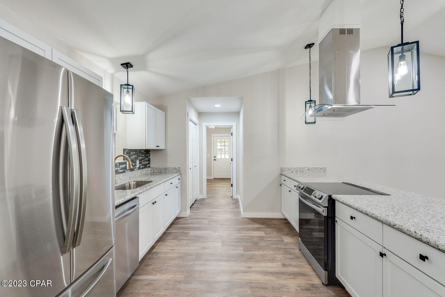 Lagrange Shores - Residential