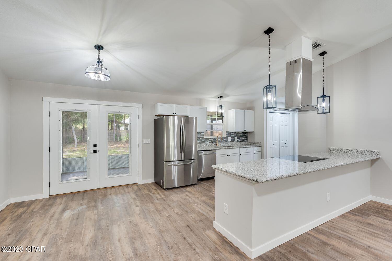 Lagrange Shores - Residential