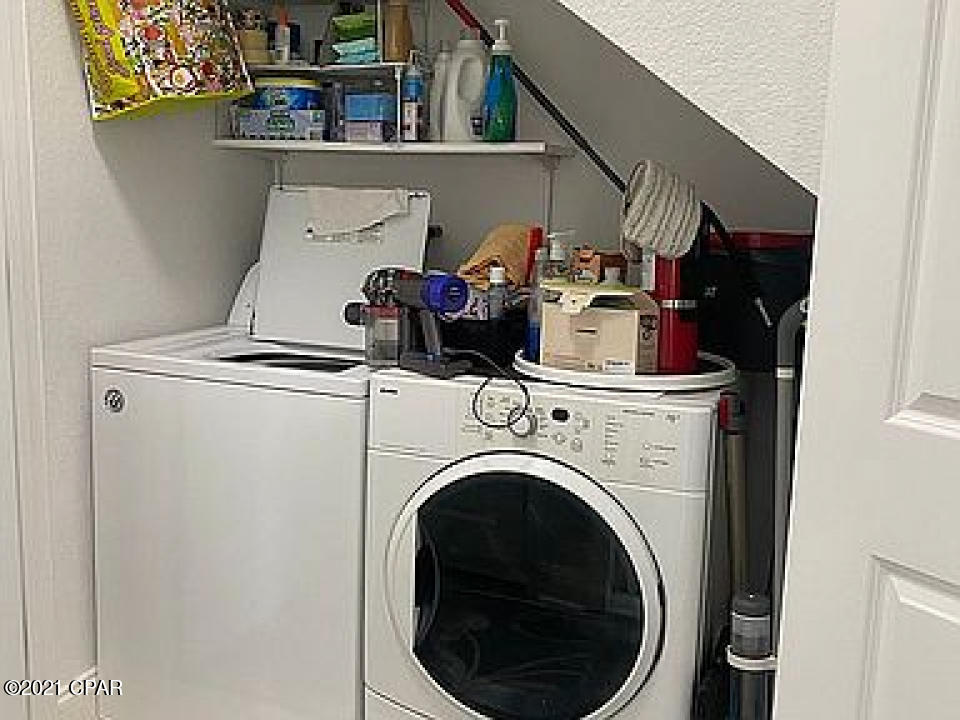 Villas At Suncrest - Residential