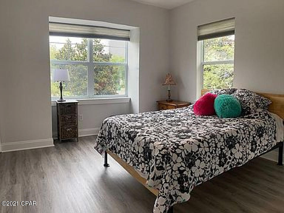 Villas At Suncrest - Residential