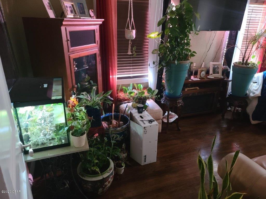 Sudduths 10Th Add - Residential