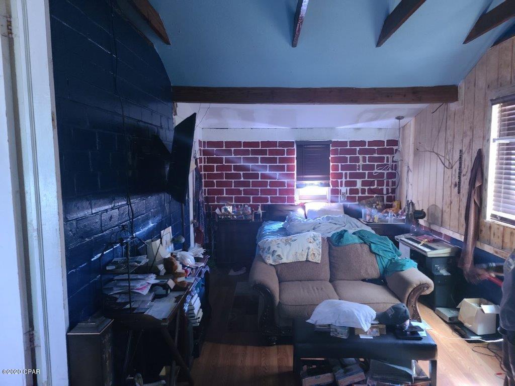 Sudduths 10Th Add - Residential