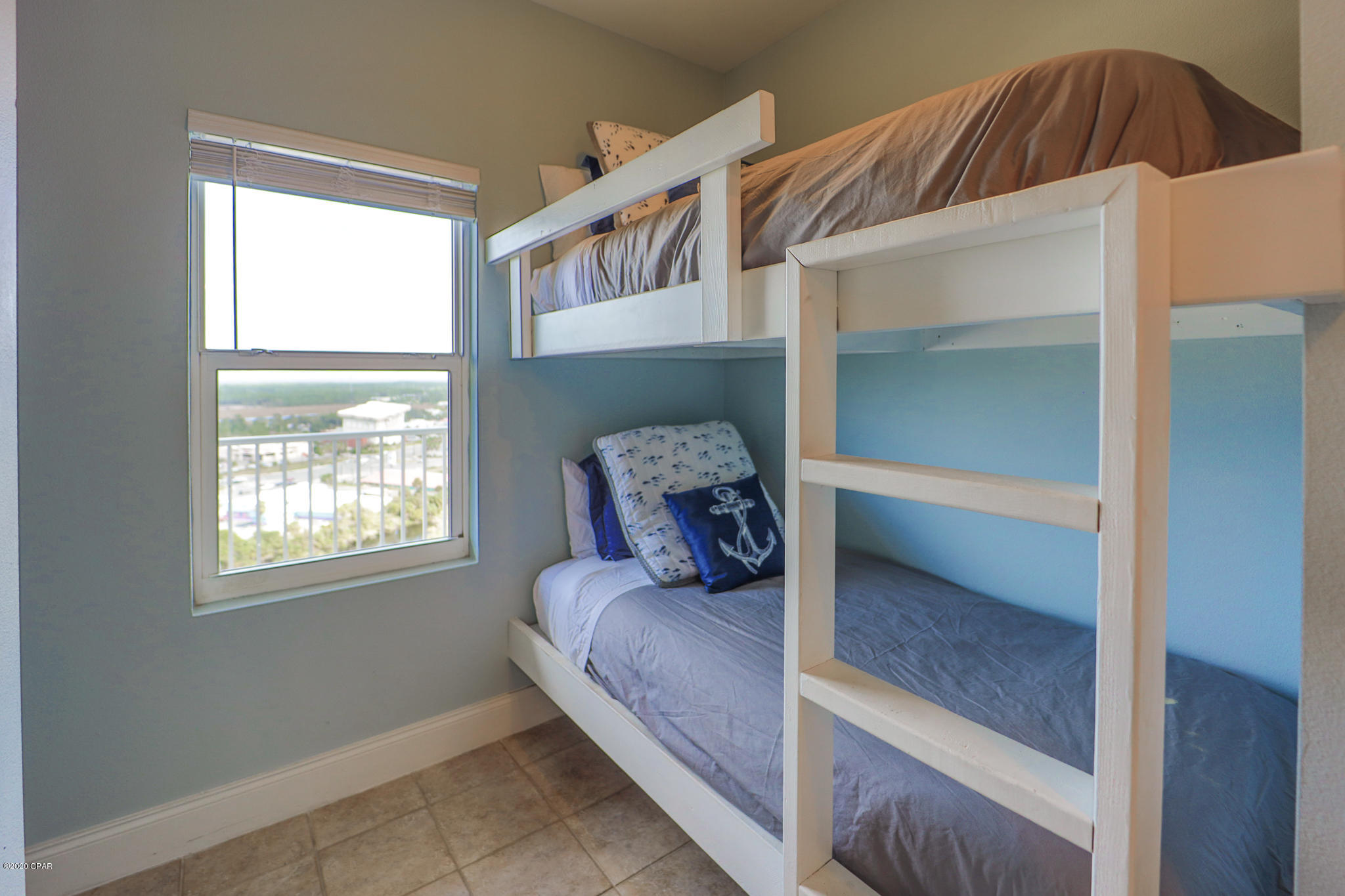 Laketown Wharf - Residential