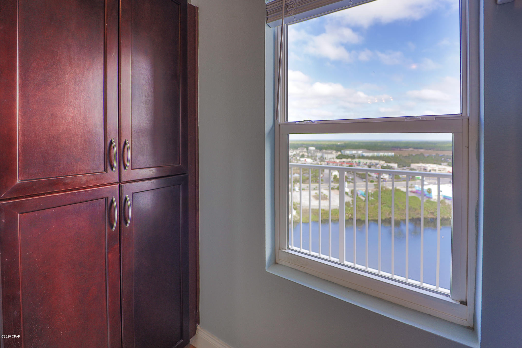 Laketown Wharf - Residential