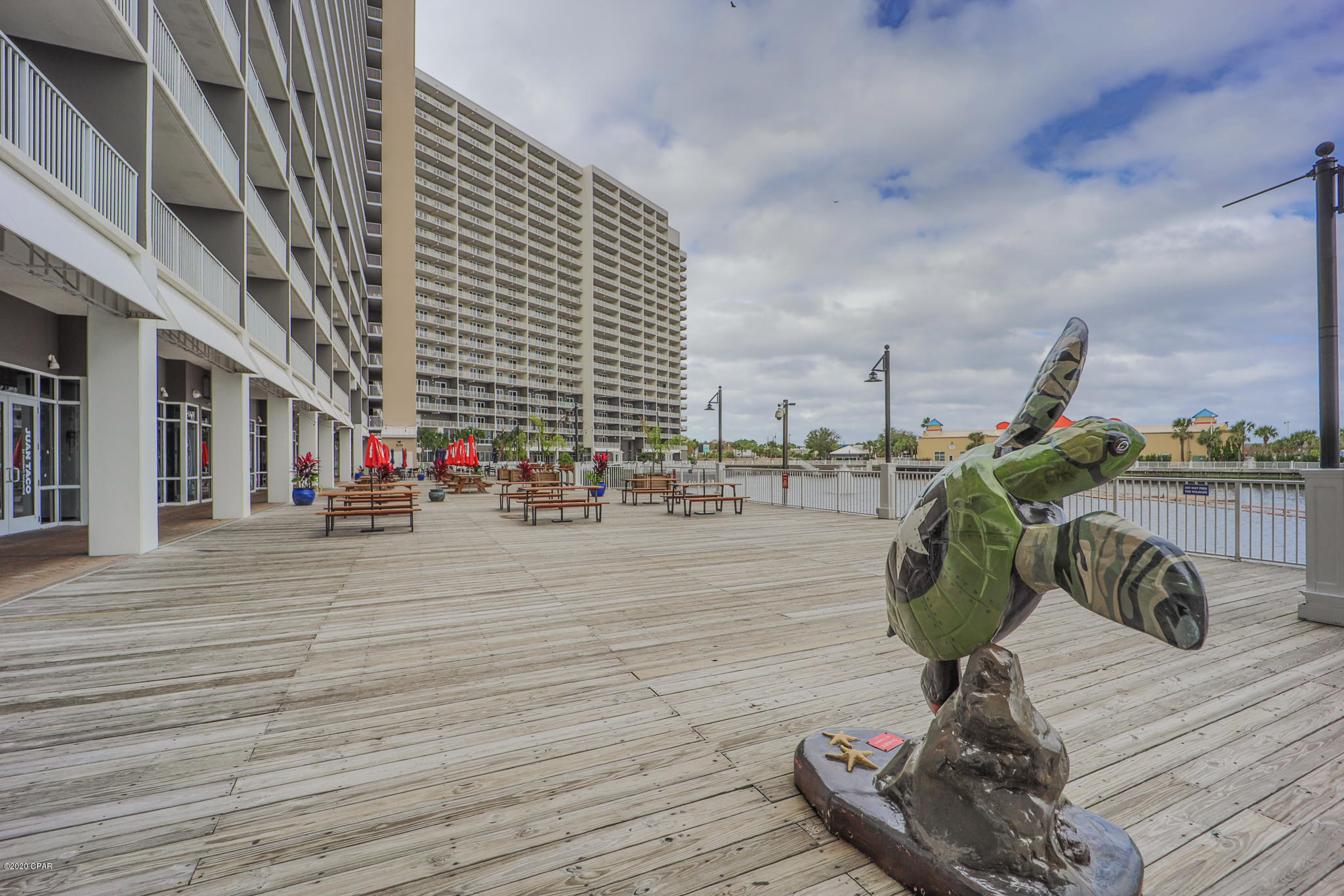 Laketown Wharf - Residential