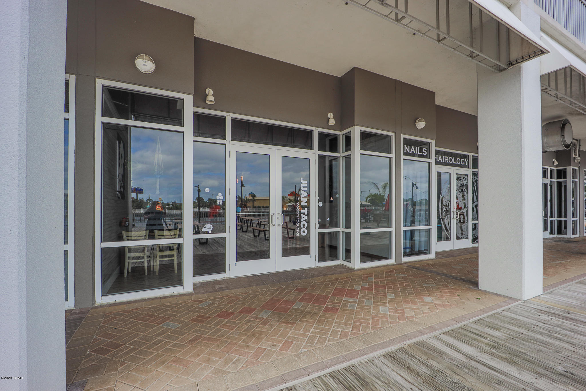 Laketown Wharf - Residential