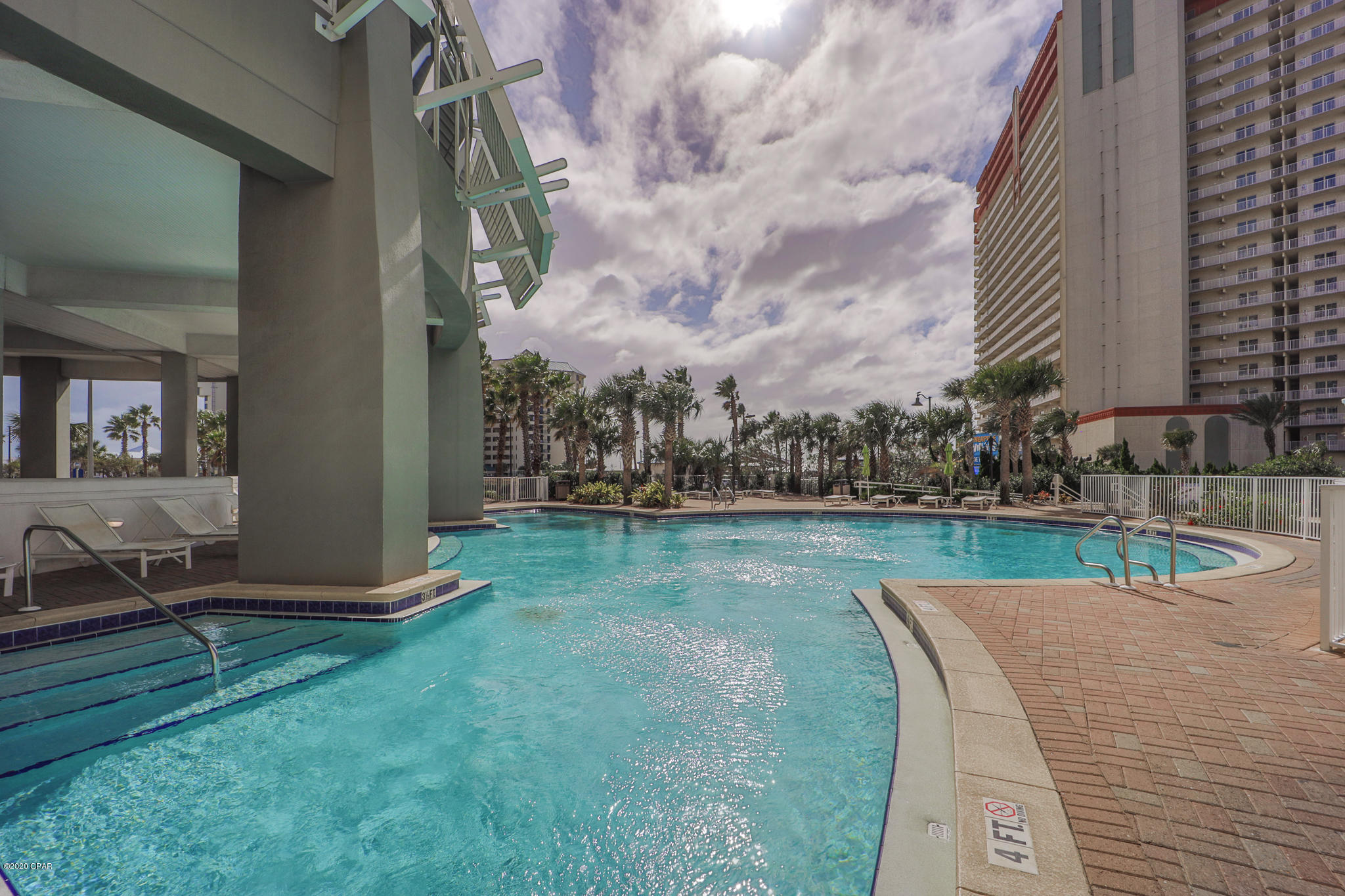 Laketown Wharf - Residential