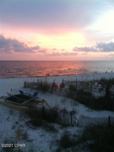 Wells, L.M. Gulf Bch - Residential