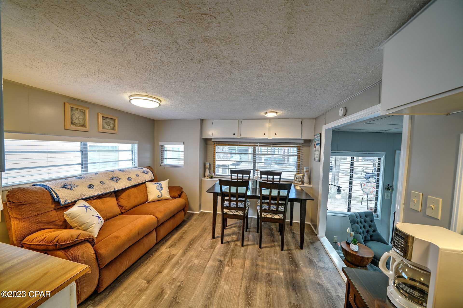 Venture Out Travel Trail - Residential