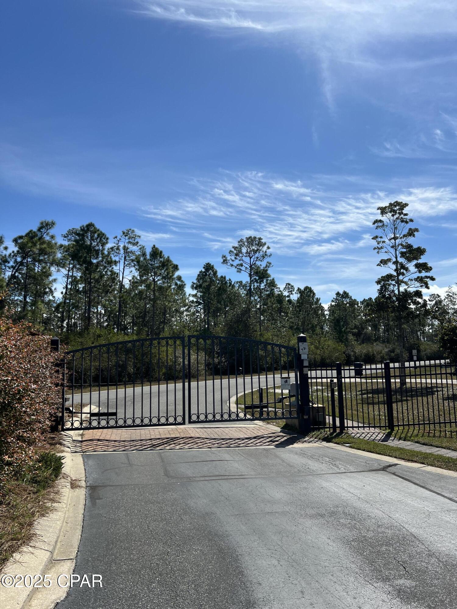 Laird Bayou - Land