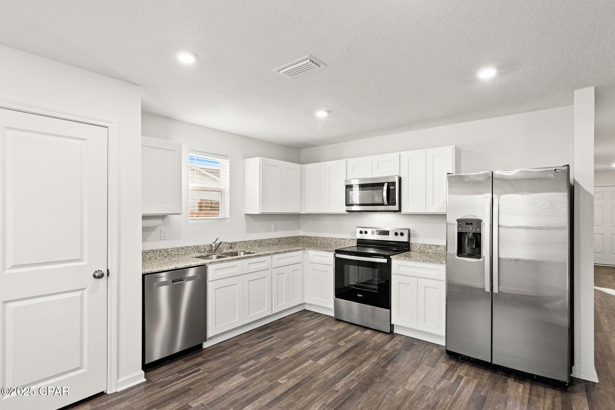 Sunny Hills - Residential