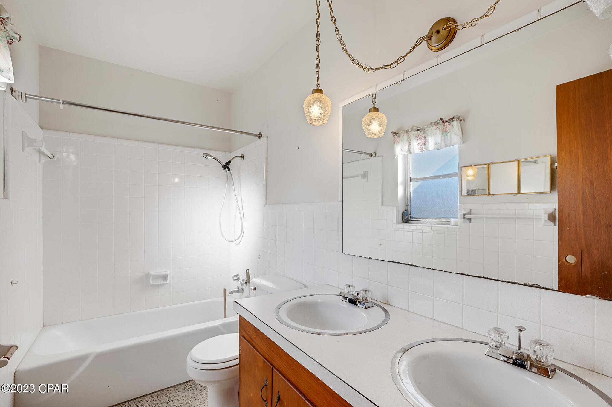 Harris 1st - Residential