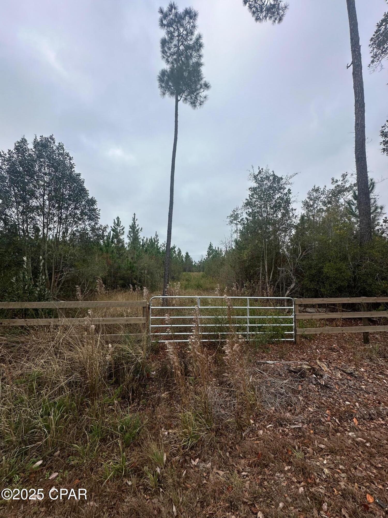 [No Recorded Subdiv] - Land