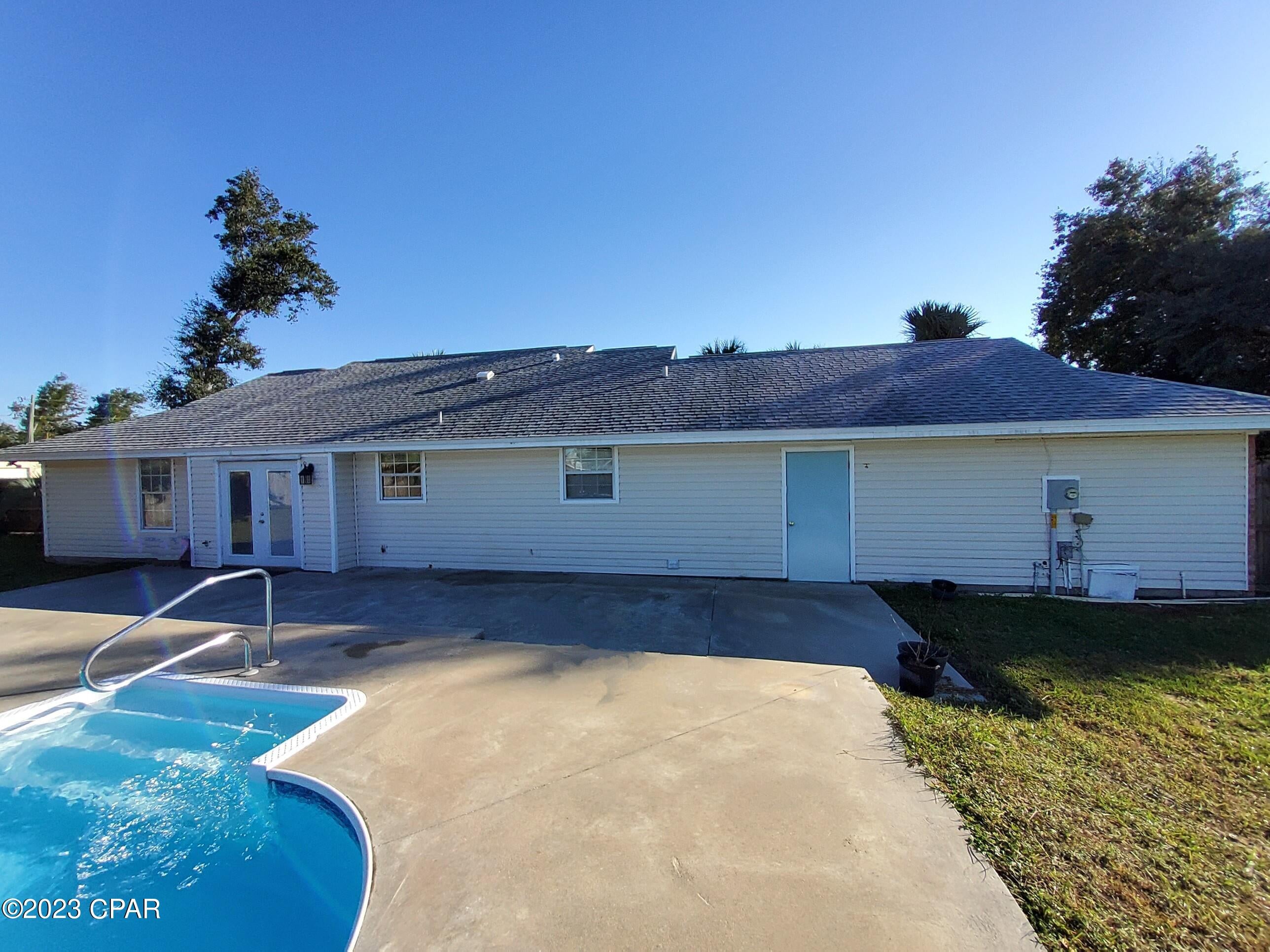5117 Bay Head Road