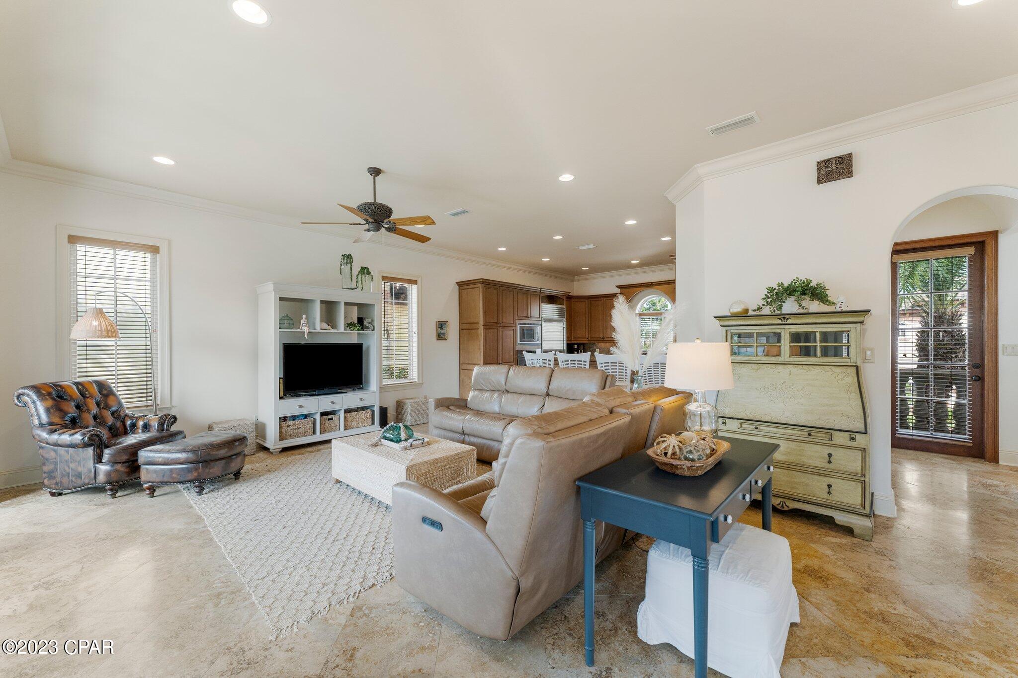 St. Tropez - Residential