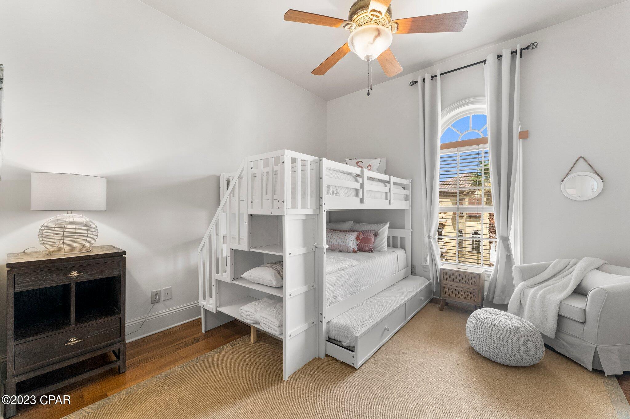 St. Tropez - Residential