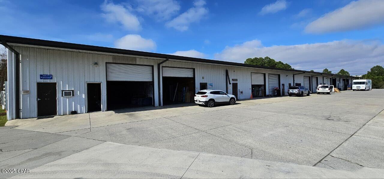 No Named Subdivision - Commercial Lease