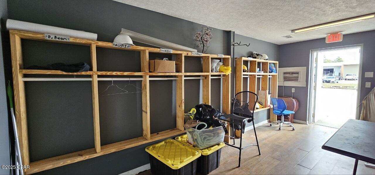 No Named Subdivision - Commercial Lease