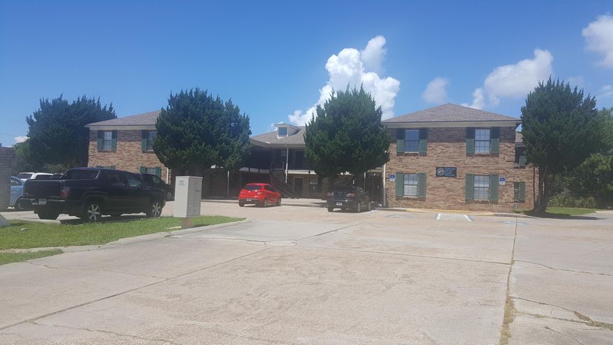 Property consists of 16 units in a two story brick building. Eight units at 800+ sq. feet   Eight units at 1000+ sq feet. Owner is a Lic. Real Estate Agent