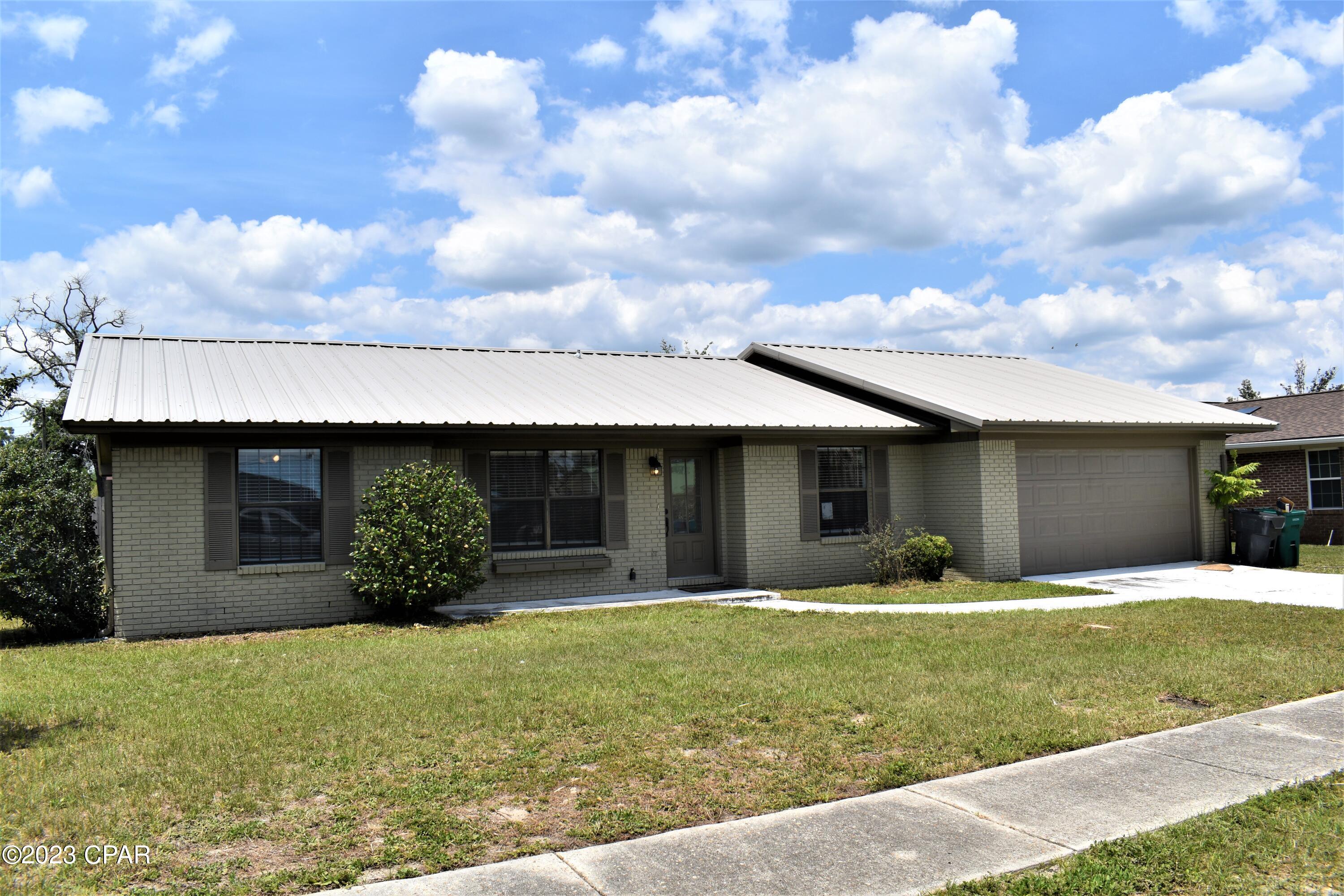 [No Recorded Subdiv] - Residential Lease