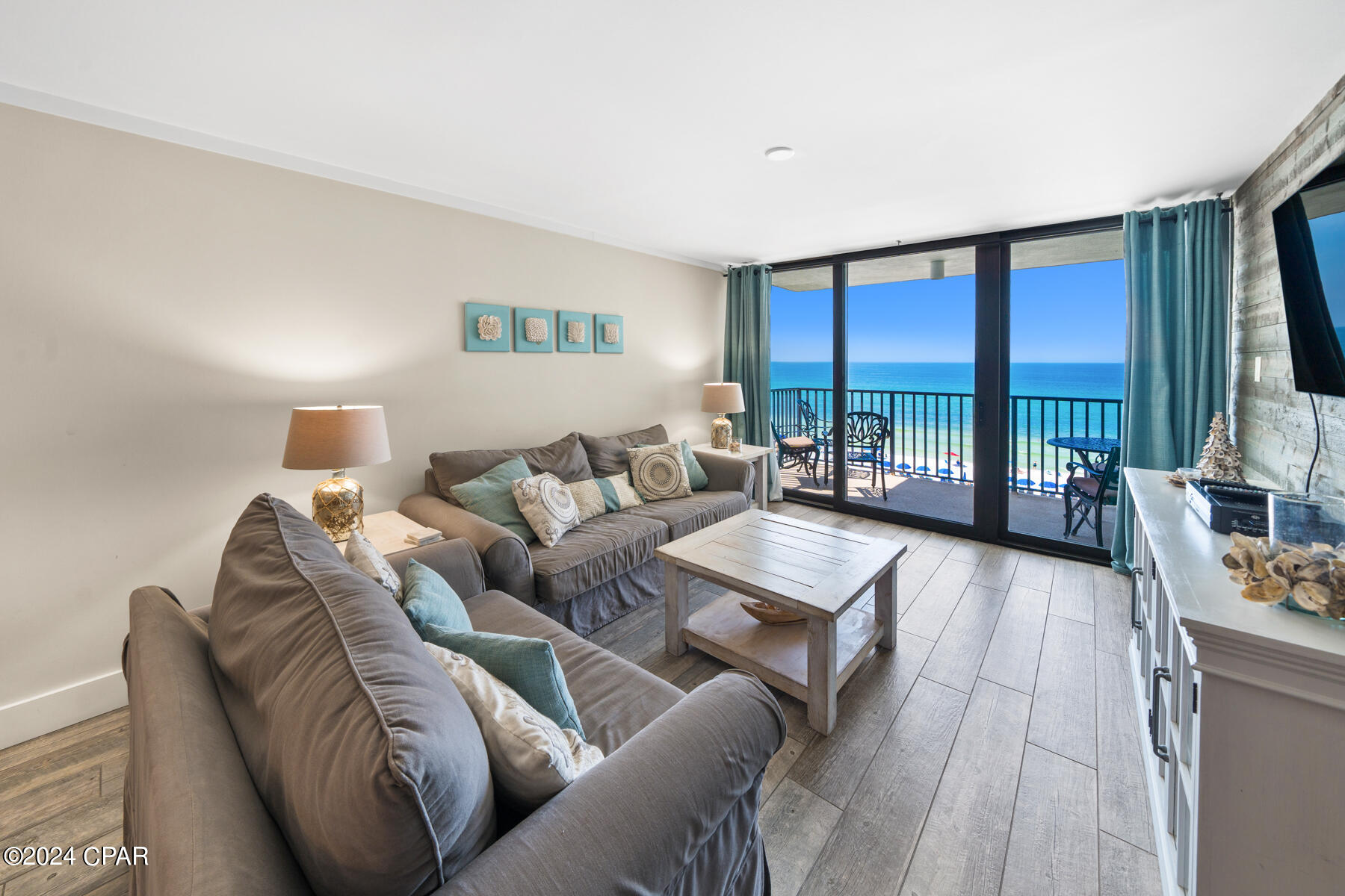 Pelican Walk - Residential