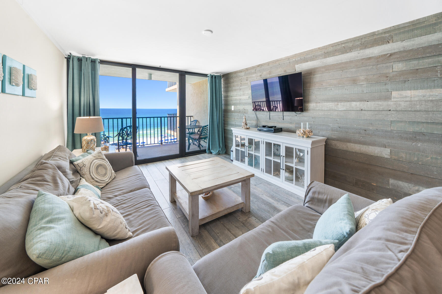 Pelican Walk - Residential