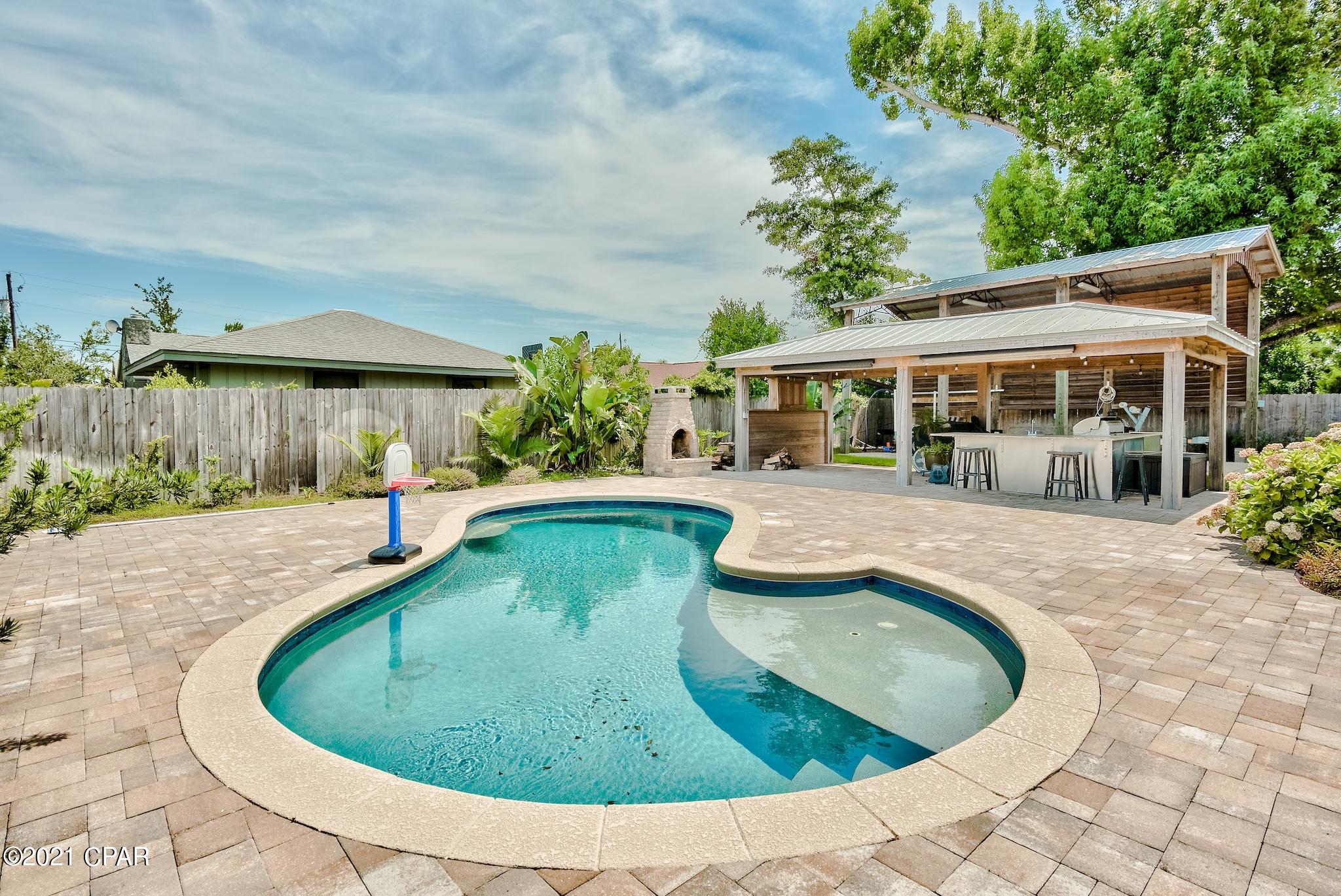 Forest Park 1st Add - Residential