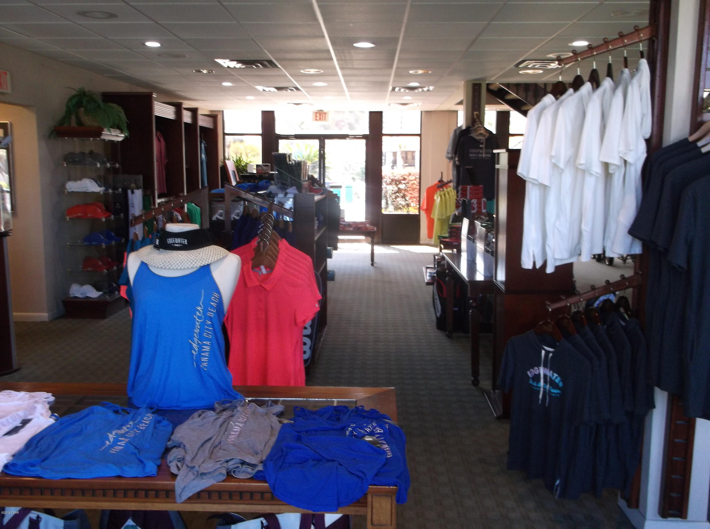 Edgewater Golf Villas III - Residential