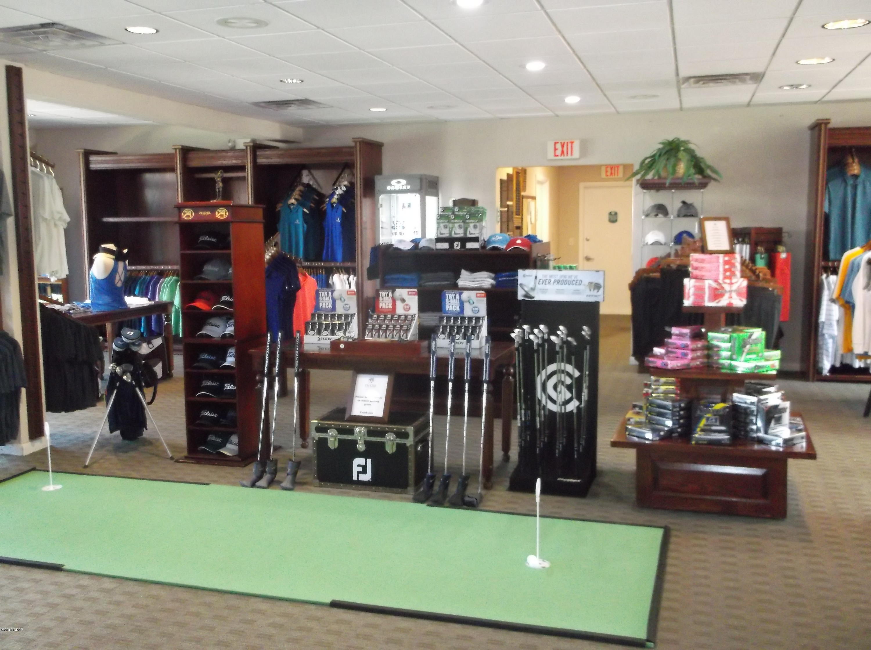 Edgewater Golf Villas III - Residential