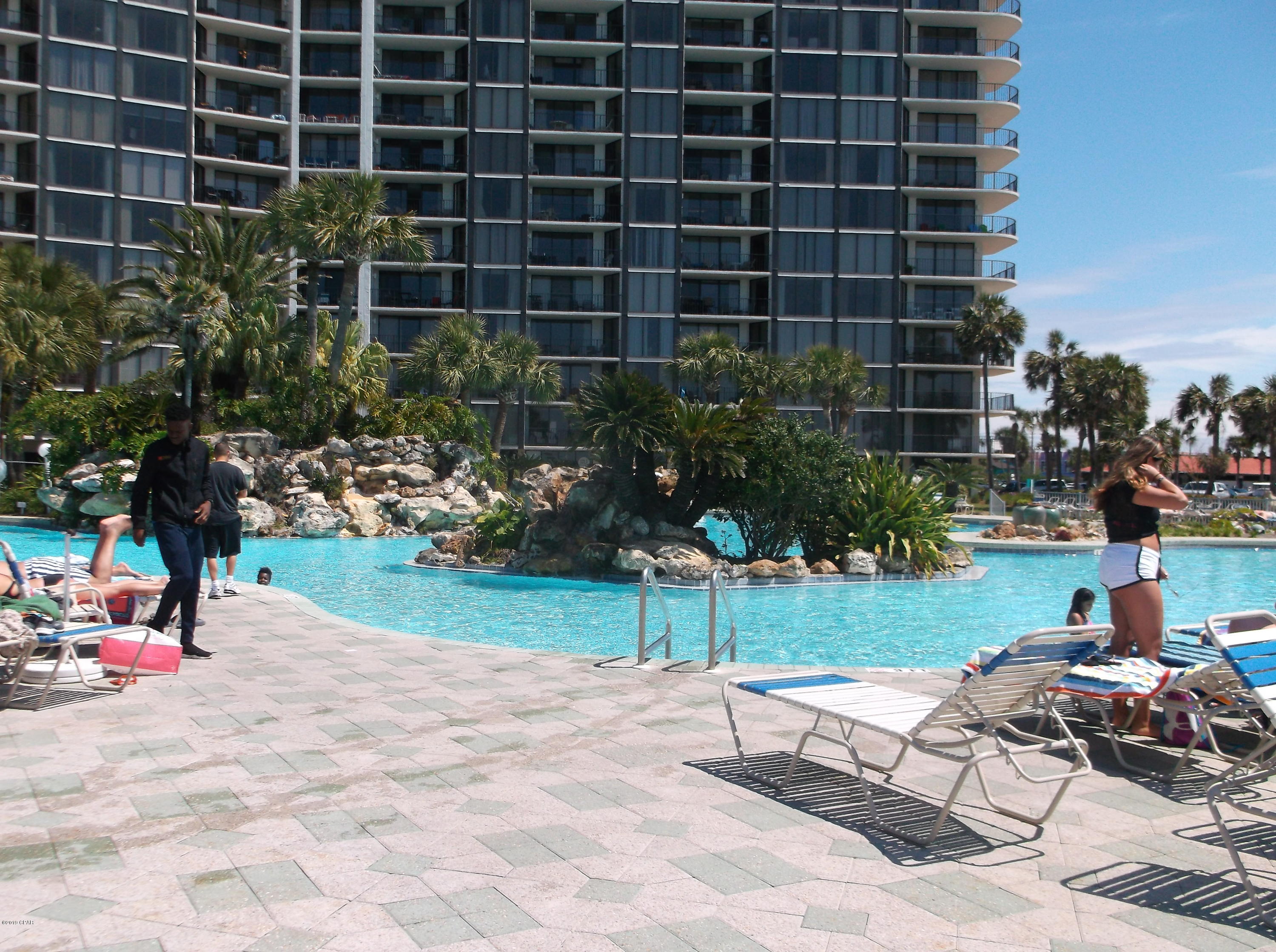 Edgewater Golf Villas III - Residential