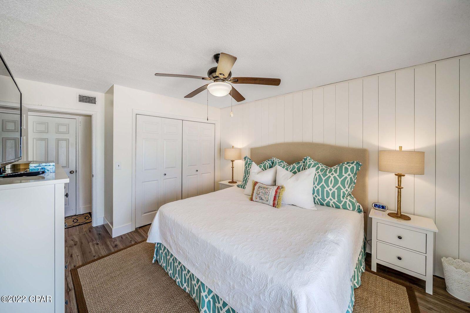 Gulfgate Condo - Residential